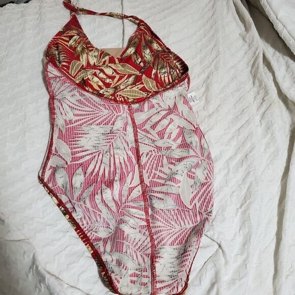 Catalina Red Leaf Print One Piece Swimsuit  Size L - Picture 9 of 10